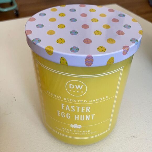DW Home Hand Poured Candle Easter Egg Hunt - Picture 1 of 5